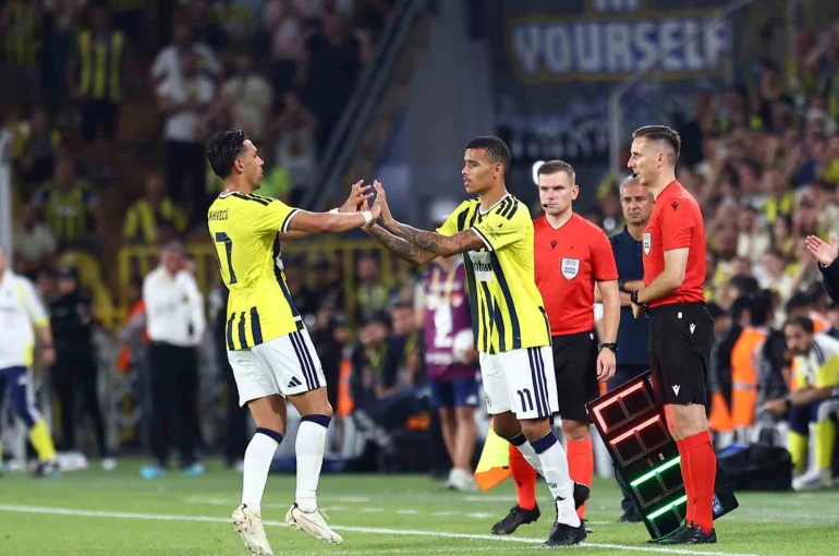 Greenwood, ilk kez Fenerbahçe forması giydi 