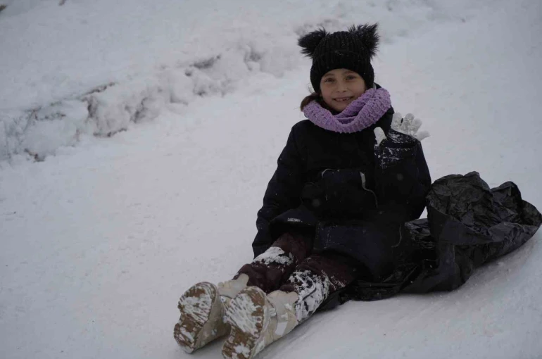 Gümüşhane’de kar tatili eğlenceye dönüştü 