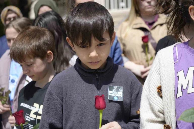 Gümüşhaneliler Kahramanmaraş’ın acısını paylaştılar 
