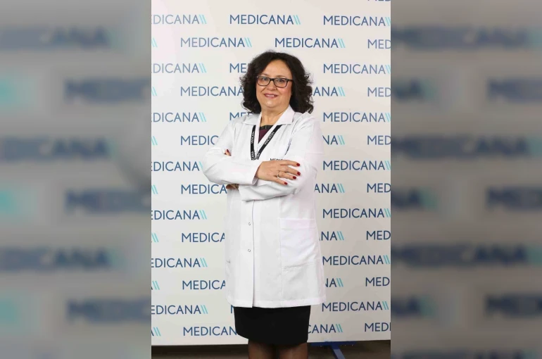 Güneşle gelen cilt lekelerine dikkat