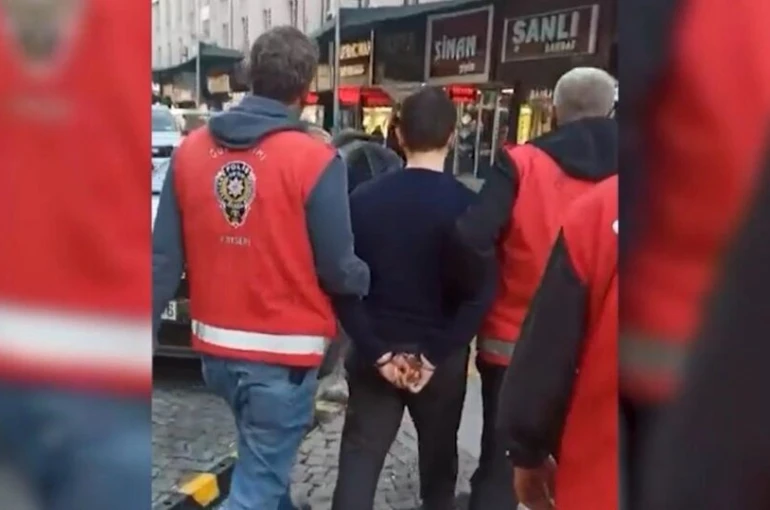 Güven Timi, 6 yıl 4 ay kesinleşmiş hapisle aranan FETÖ üyesini yakaladı 