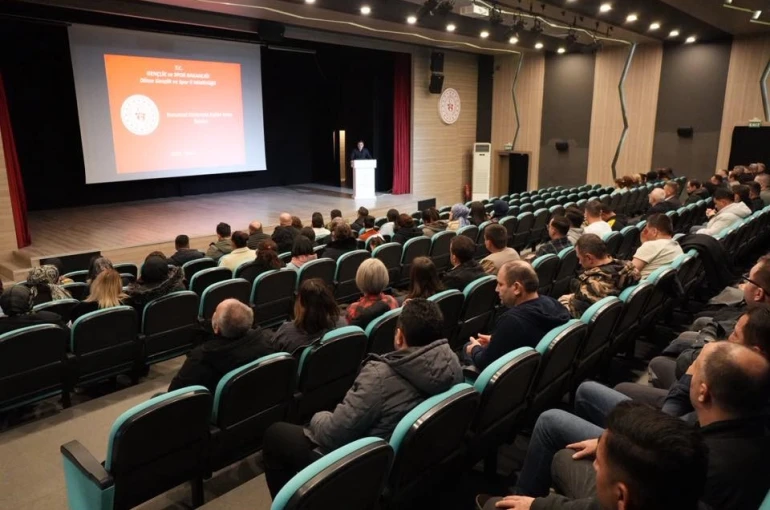 Güvenlik personellerine hizmet içi eğitim verildi 