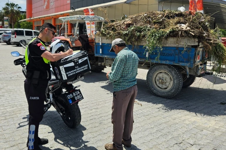 Hafriyat taşırken yolu kirletti, cezadan kaçamadı 
