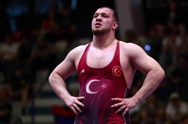 Hakan Büyükçıngıl’dan Akdeniz Oyunları’nda altın madalya