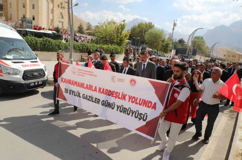 Hakkari’de 19 Eylül Gaziler Günü kutlandı 
