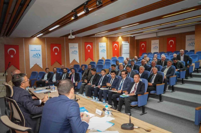 Hakkâri’de köylerin sorunları masaya yatırıldı