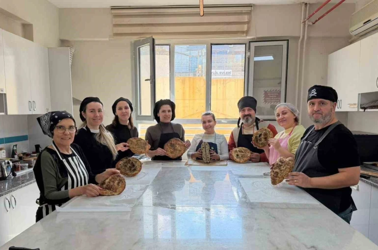 Halk Eğitim kursiyerleri pişirdi, ihtiyaç sahiplerinin sofraları bereketlendi 