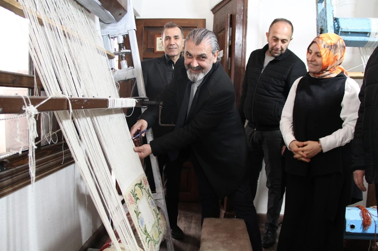 Halk eğitim kursunda gelenek yeniden canlandı