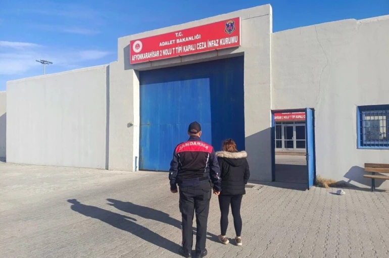 Hapis cezasıyla aranan şahsı jandarma yakaladı 