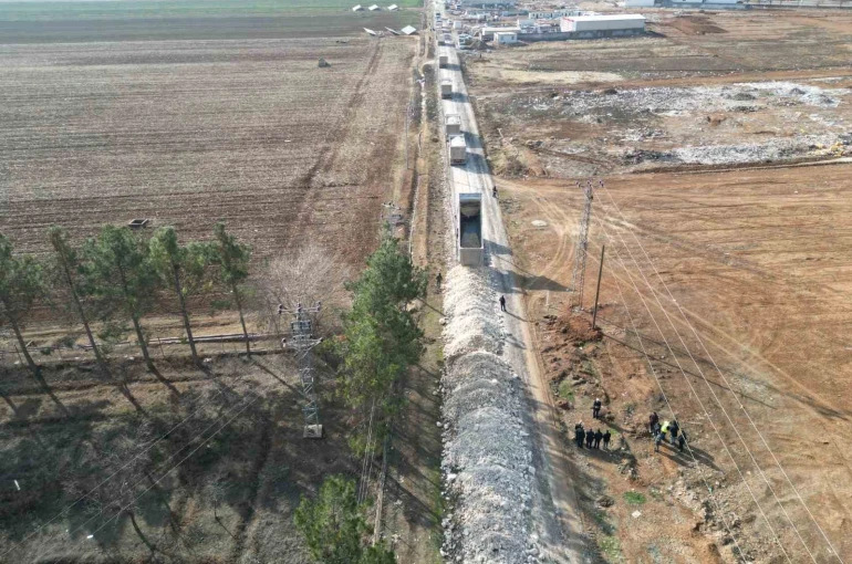 Harran Ovası’nda yol çilesi tarihe karışıyor