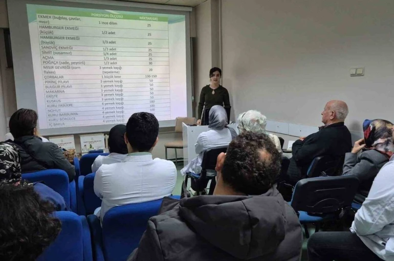 Hastanede diyabet okulu 