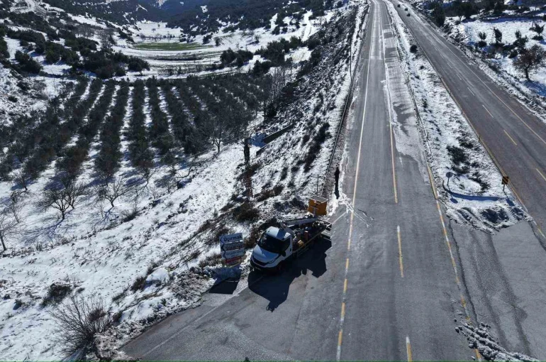 Hatay Samandağ’da denetim yapılan her 5 evden birinde kaçak elektrik tespit edildi 
