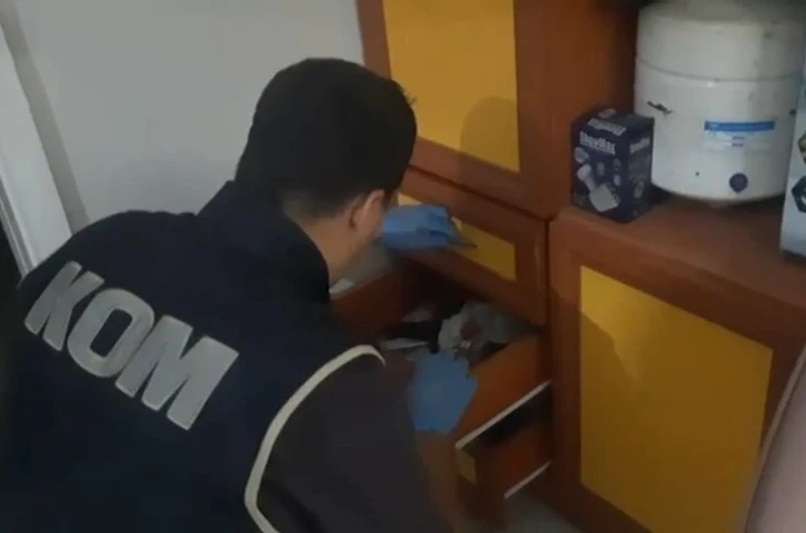 Hatay’da "Çapinler" ve "Sasunlu" gruplarına yönelik eş zamanlı operasyon: 16 şüpheli yakalandı 