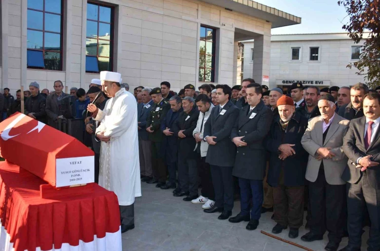 Hayatını kaybeden Piyade Er Gönlüaçık, son yolculuğuna uğurlandı 
