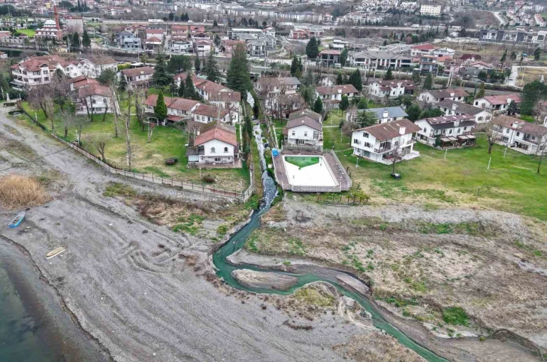 Hem elektrik üretecek hem Sapanca Gölü’nü besleyecek 