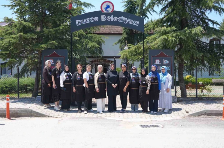 Hem öğreniyor hem eğleniyorlar 