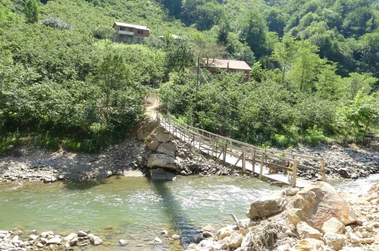 Her kullandıklarında dereye düşme korkusu yaşıyorlar