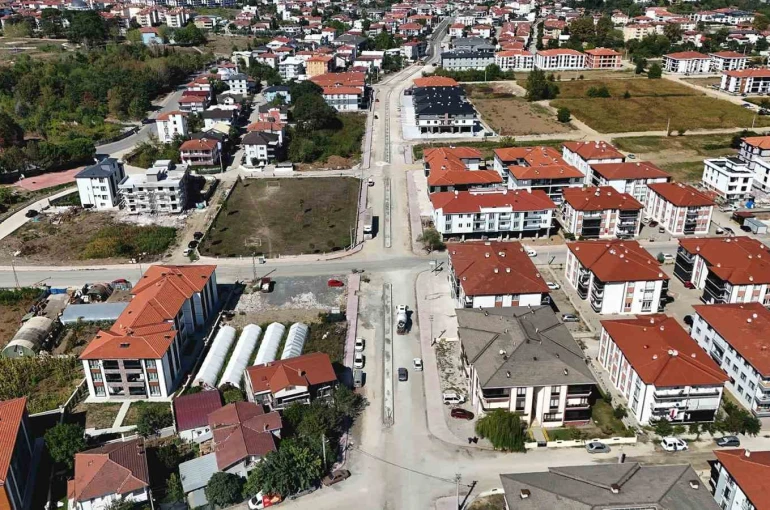 Her yönüyle büyüyen Arifiye’ye Büyükşehir’den yepyeni bir güzergah 