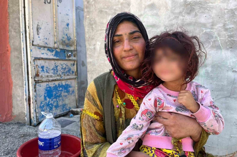 Herkesin gözü önünde dayak yiyen kadından şaşırtan sözler