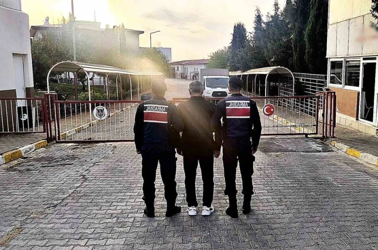 Hırsızlık suçundan kesinleşmiş 14 yıl cezayla aranan şahıs yakalandı 