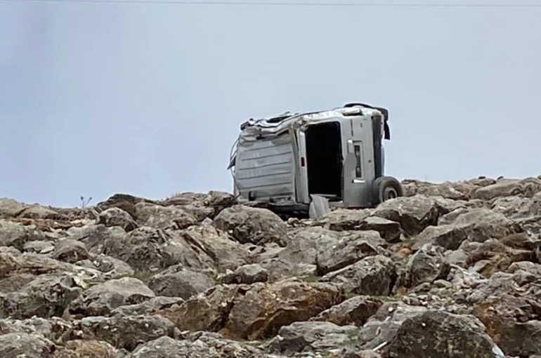 Hizan’da kaza: Genç sürücü hayatını kaybetti 
