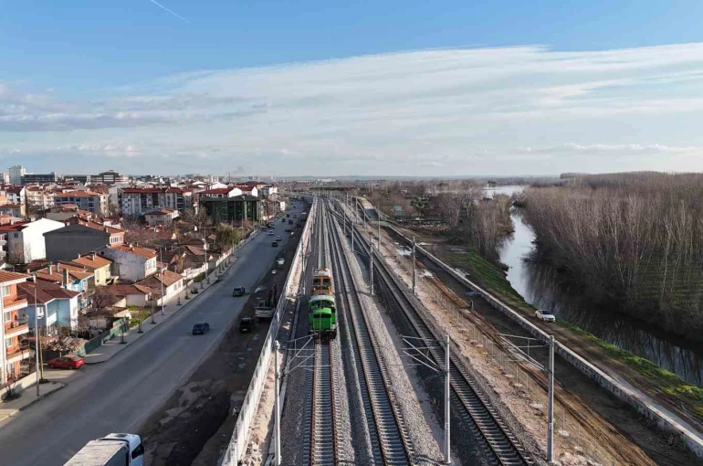 Hızlı tren projesi Edirne etabının yüzde 98’i tamamlandı 