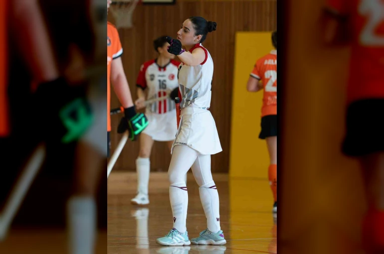 Hokeyde Avrupa’nın en iyisi Ege Yıldızları’nda 
