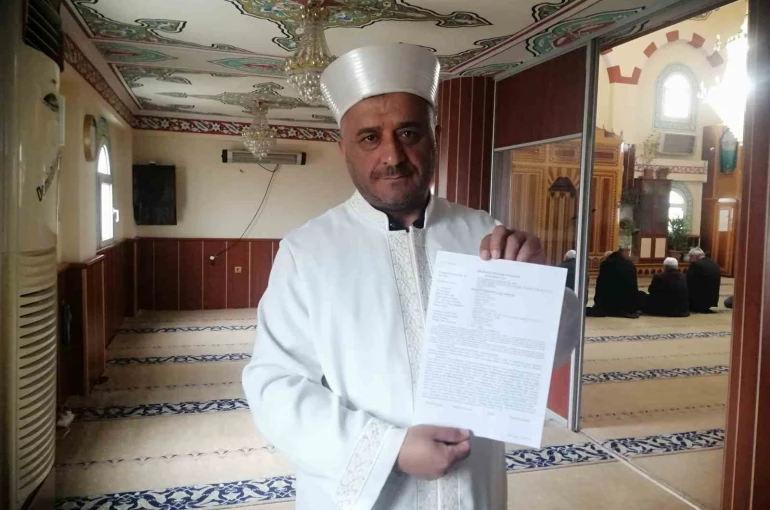 Hurafeye karşıydı, adına açılan sahte hesapla hurafe pazarlandı 