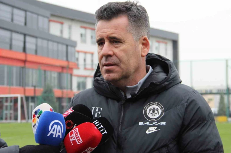 Hüseyin Eroğlu: "Deplasman, iç saha fark etmeden her maçı kazanmak için oynamak en önemli kriterimiz" 