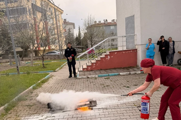 Huzurevinde yangın tatbikatı
