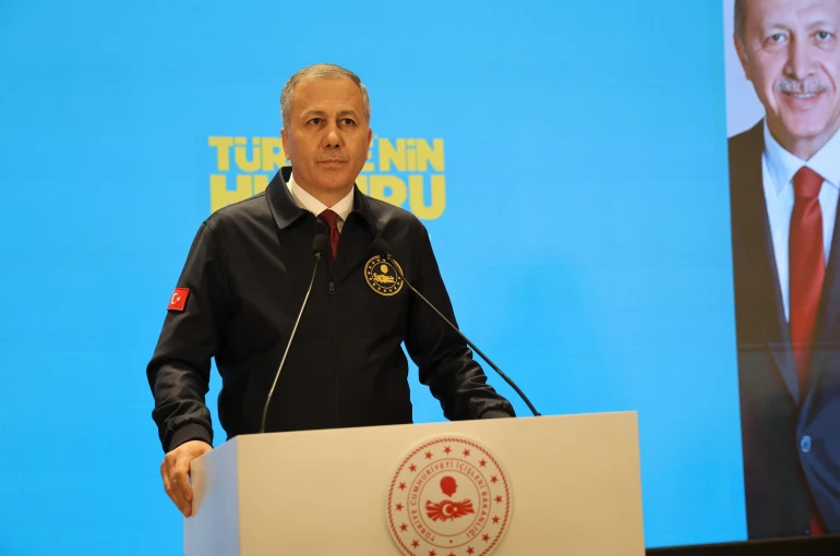 İçişleri Bakanı Ali Yerlikaya, "Türkiye’nin Huzuru Diyarbakır" toplantısına katıldı