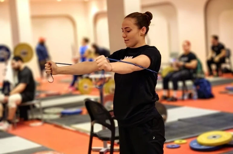 İlkokuldaki yakantop turnuvasından, halterde Avrupa Şampiyonası'na