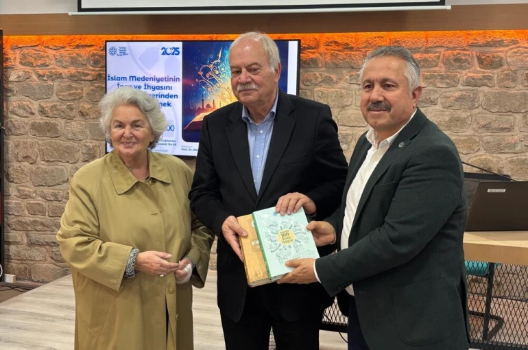 İslam Medeniyetinin İhyasında Biyografinin Gücü ve Dijital Geleceği TYB Konya’da Konuşuldu