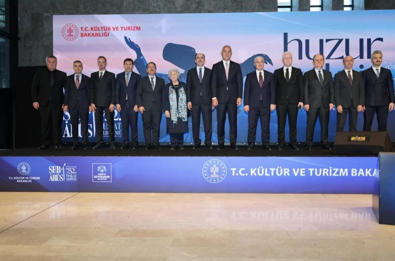 İstanbul AKM’de Konya ve Şebi Arus tanıtımı