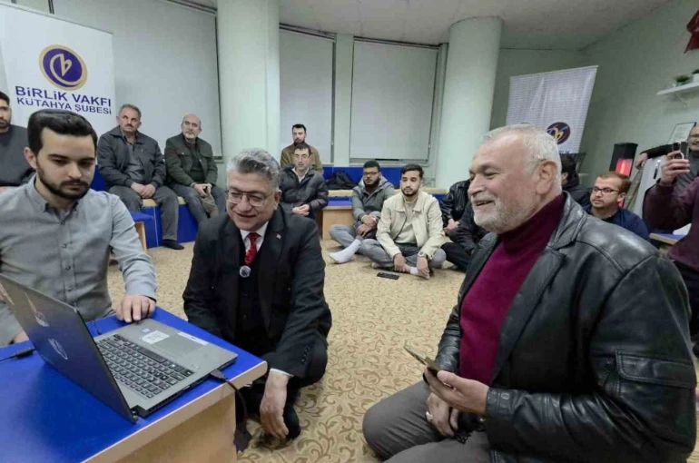 İçişleri Bakan Yardımcısı Ali Çelik, Kütahya’daki sahur programına canlı bağlantıyla katıldı