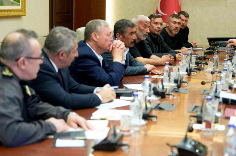 İçişleri Bakanlığı: "Maden işçilerinin eylemlerini değerlendirmek amacıyla, işçi ve işveren tarafları arasında görüşme gerçekleştirilmektedir" 