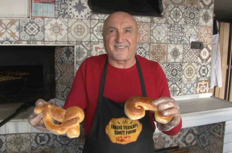 İftariyelik tabanca, kama, kılıç ve testiler çocukların gözdesi oldu 