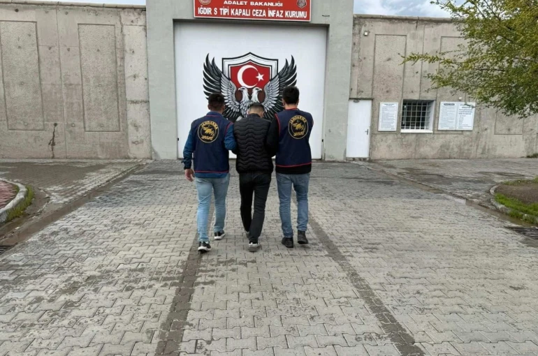 Iğdır’da 11 yıl 1 ay hapis cezası bulunan şahıs yakalandı 