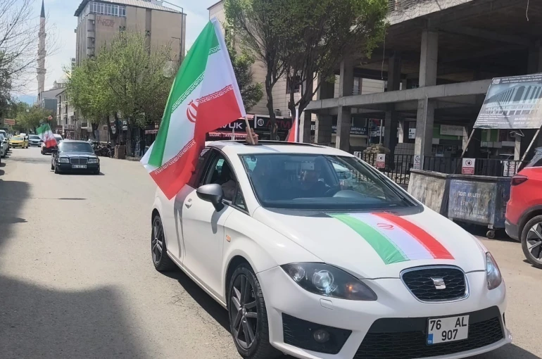 Iğdır’da 500 araçlık konvoyla "Zalimin Karşısındayız" mesajı