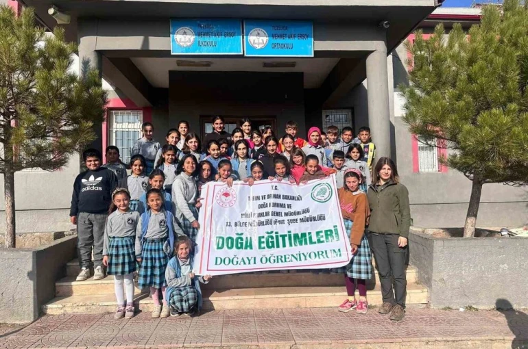 Iğdır’da öğrencilere bioçeşitlilik ve biyokaçakçılık eğitimi 