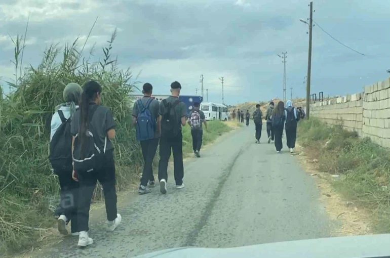 Iğdır’da okul yolu kazaya davetiye çıkarıyor 