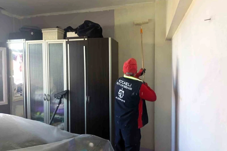 İhtiyaç sahiplerinin evlerine bakım ve onarım müdahalesi 