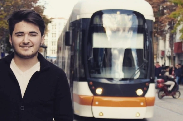 İki ay önce evlenen genç hafız trafik kazasında hayatını kaybetti 