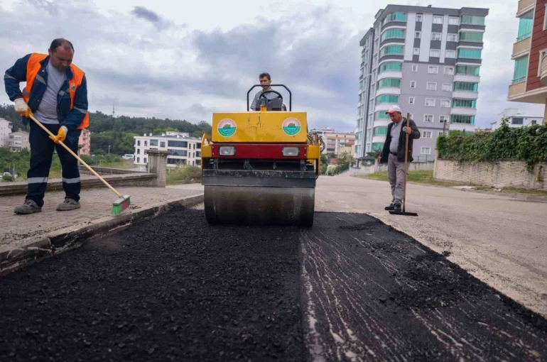 İlkadım’da yol yapım ve onarım çalışmaları