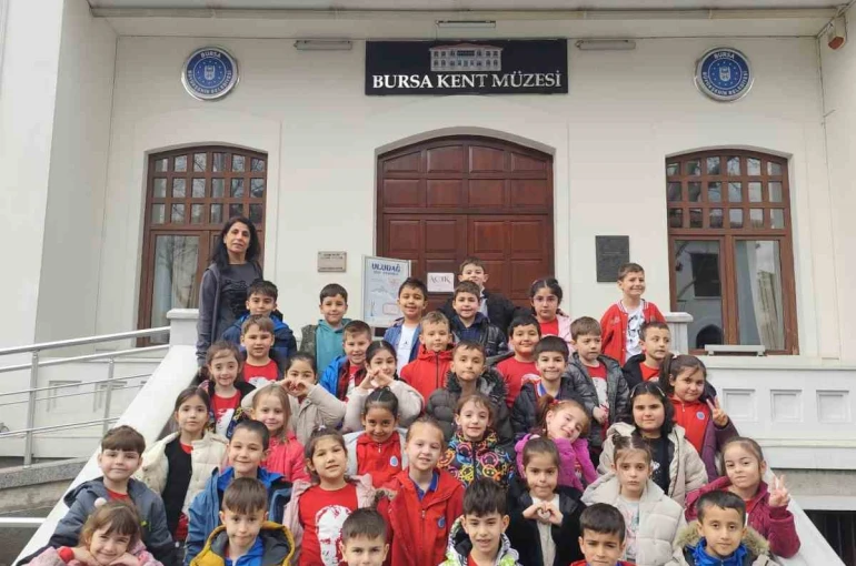 İlkokul öğrencileri, Kent Müzesi’nde tarihe yolculuk yaptı 