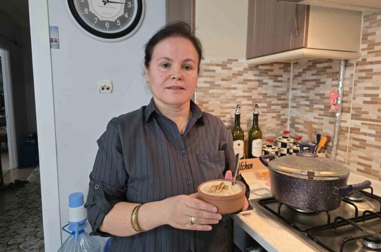 İncir uyutması, adını 2-3 saat uykuya bırakılmasından alıyor, geleneksel tadıyla sofraları süslüyor 