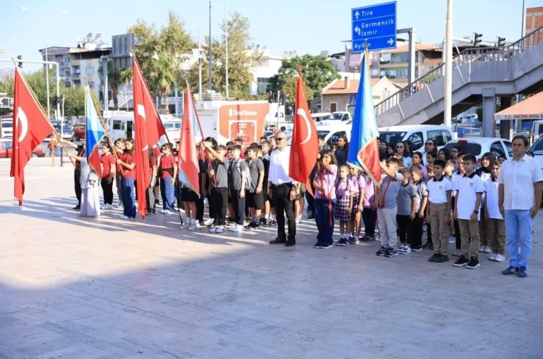 İncirliova’da 11 bin öğrenci ders başı yaptı 