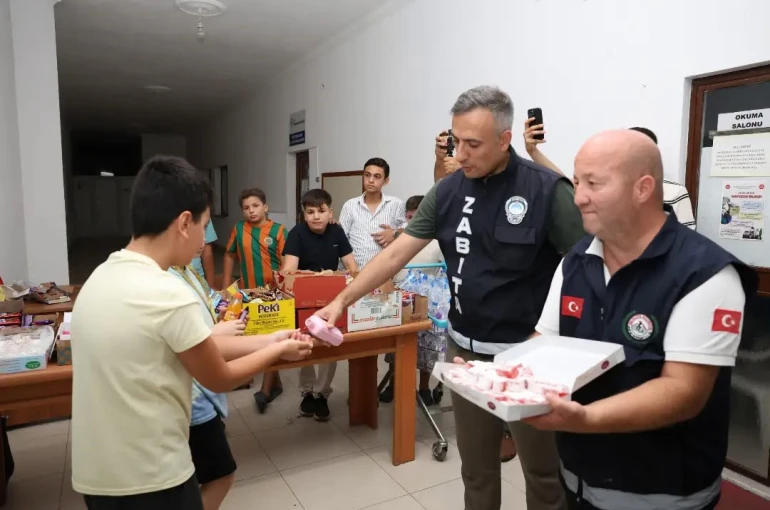 İncirliova’da kandil gecesi camilerde ikram dağıtıldı 