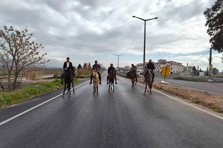 İncirliova’da Rahvan atları yarışlara hazırlanıyor 