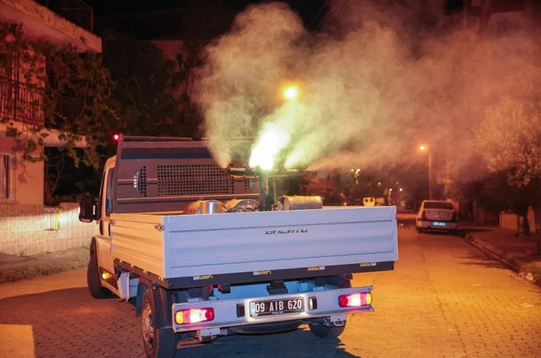 İncirliova’da sivrisinek ve haşereye karşı mesai sürüyor 